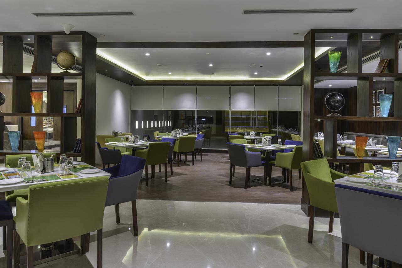 Lemon Tree Hotel Джаму Екстериор снимка
