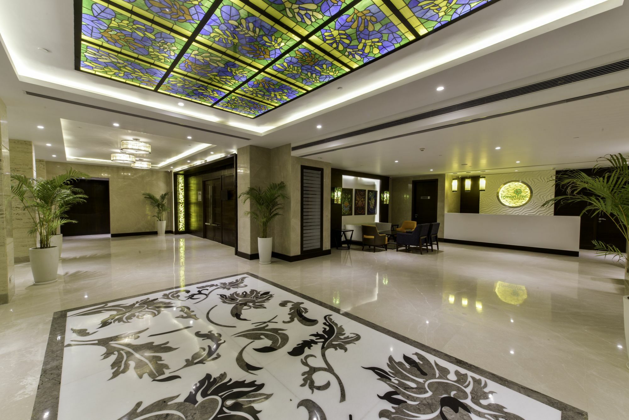 Lemon Tree Hotel Джаму Екстериор снимка